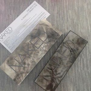 Naked urban decay Smoky discontinued...